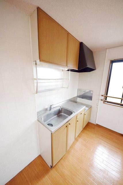 キッチン　同建物別号室