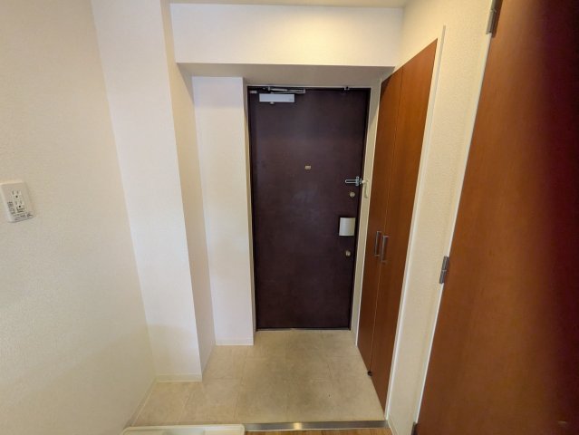 玄関　プログレッソ鶴舞