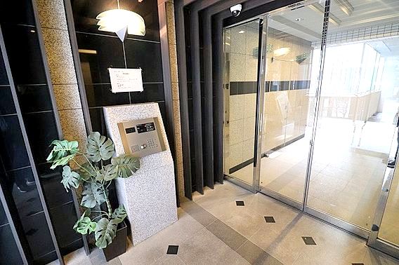 ロビー　建物の内部です
