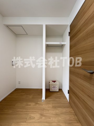 収納　洋室4.7帖　収納