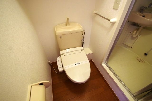 トイレ　★　清潔感のあるお手洗い　★