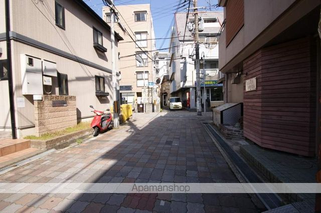 その他　前面道路（その他）まで0m