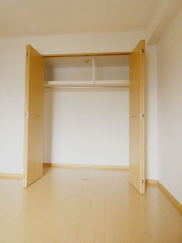 収納　図面と現状に相違がある場合には現状を優先
