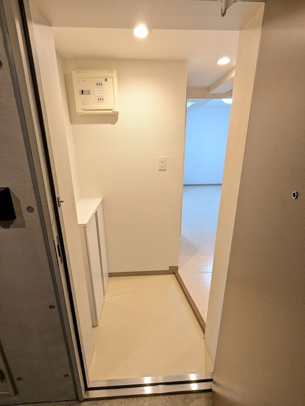 玄関　玄関