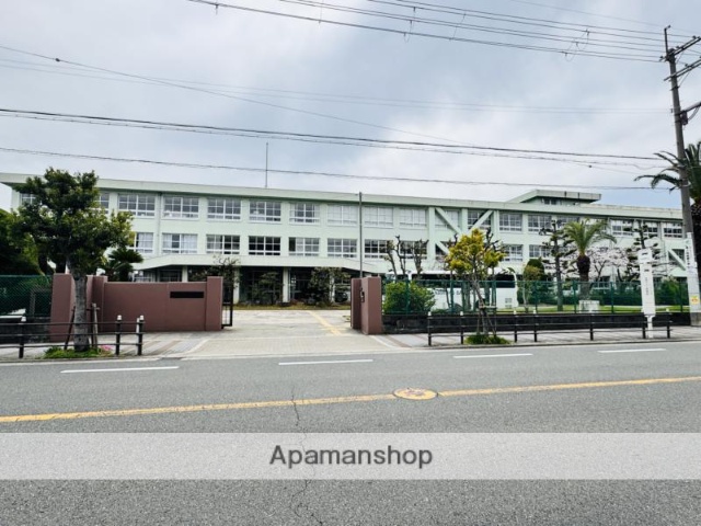 高校・高専　大阪府教育センター付属高等学校（高校・高専）まで620m