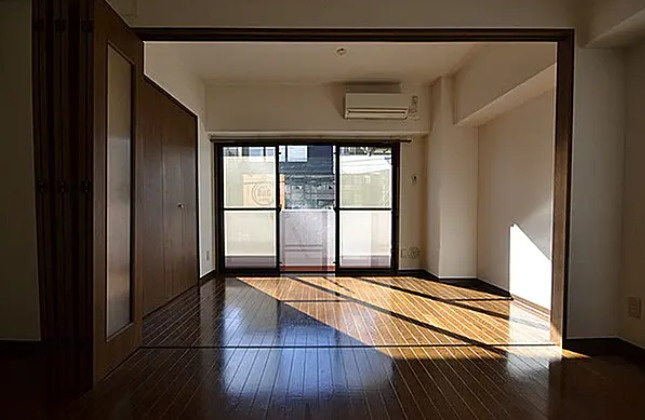 居室・リビング　別部屋の画像を使用しております。