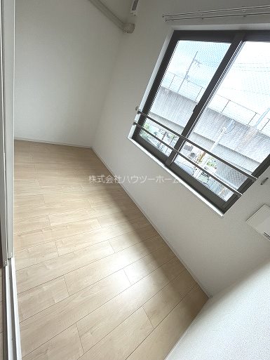 バルコニー　サンルームです。雨の日も安心ですね。