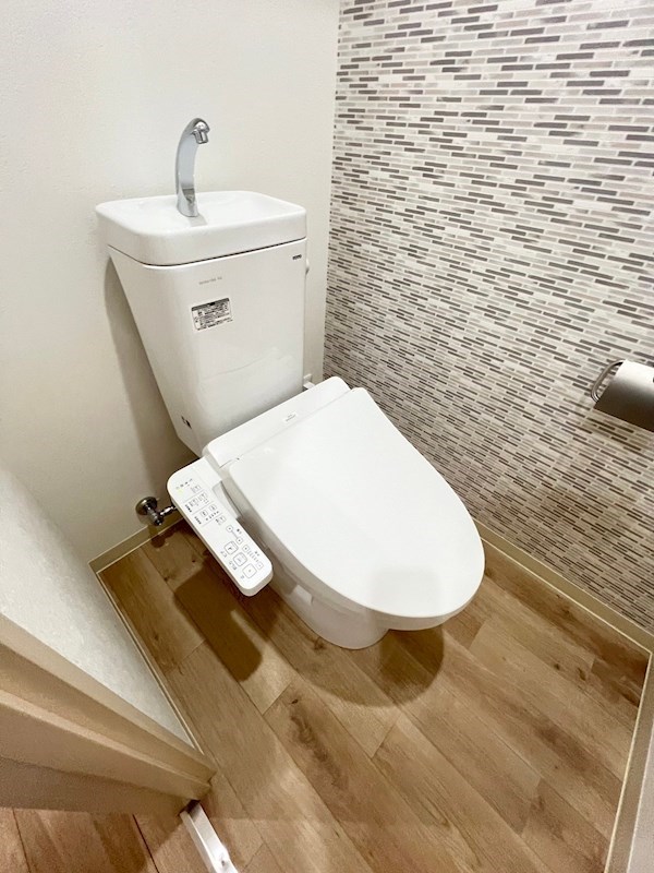 トイレ　ゆったりとした空間のトイレです