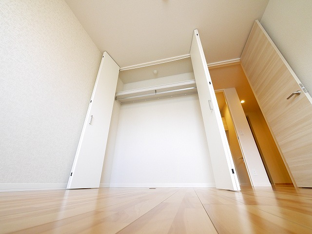 洗面設備　コンパクトで使いやすい洗面所