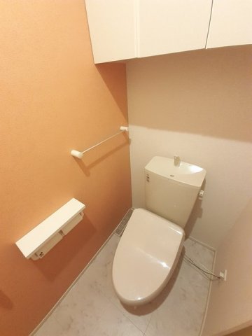 トイレ　シンプルで使いやすいトイレです