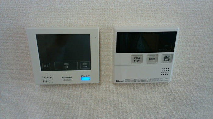 その他設備　モニター付インターホン