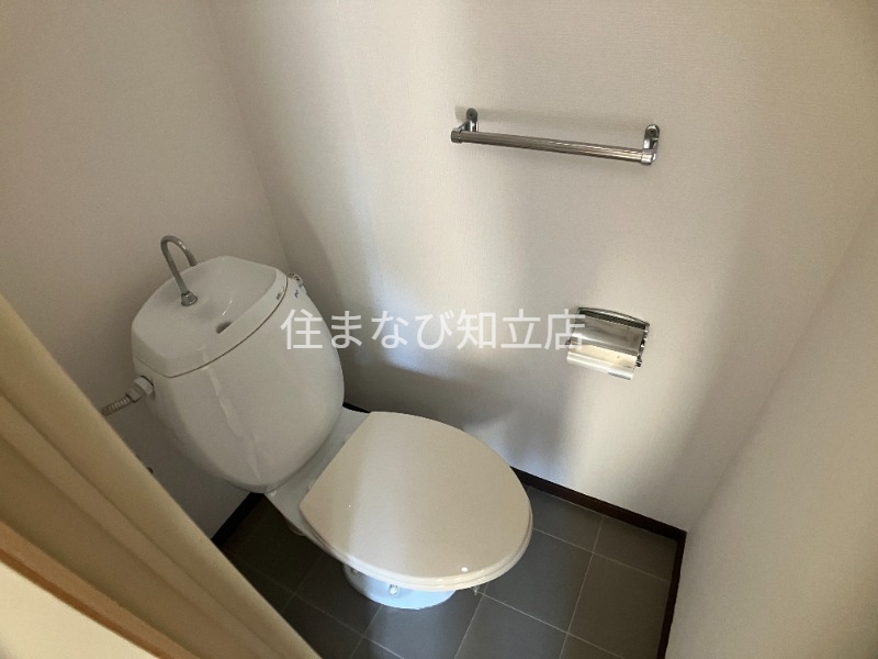 トイレ　同型写真