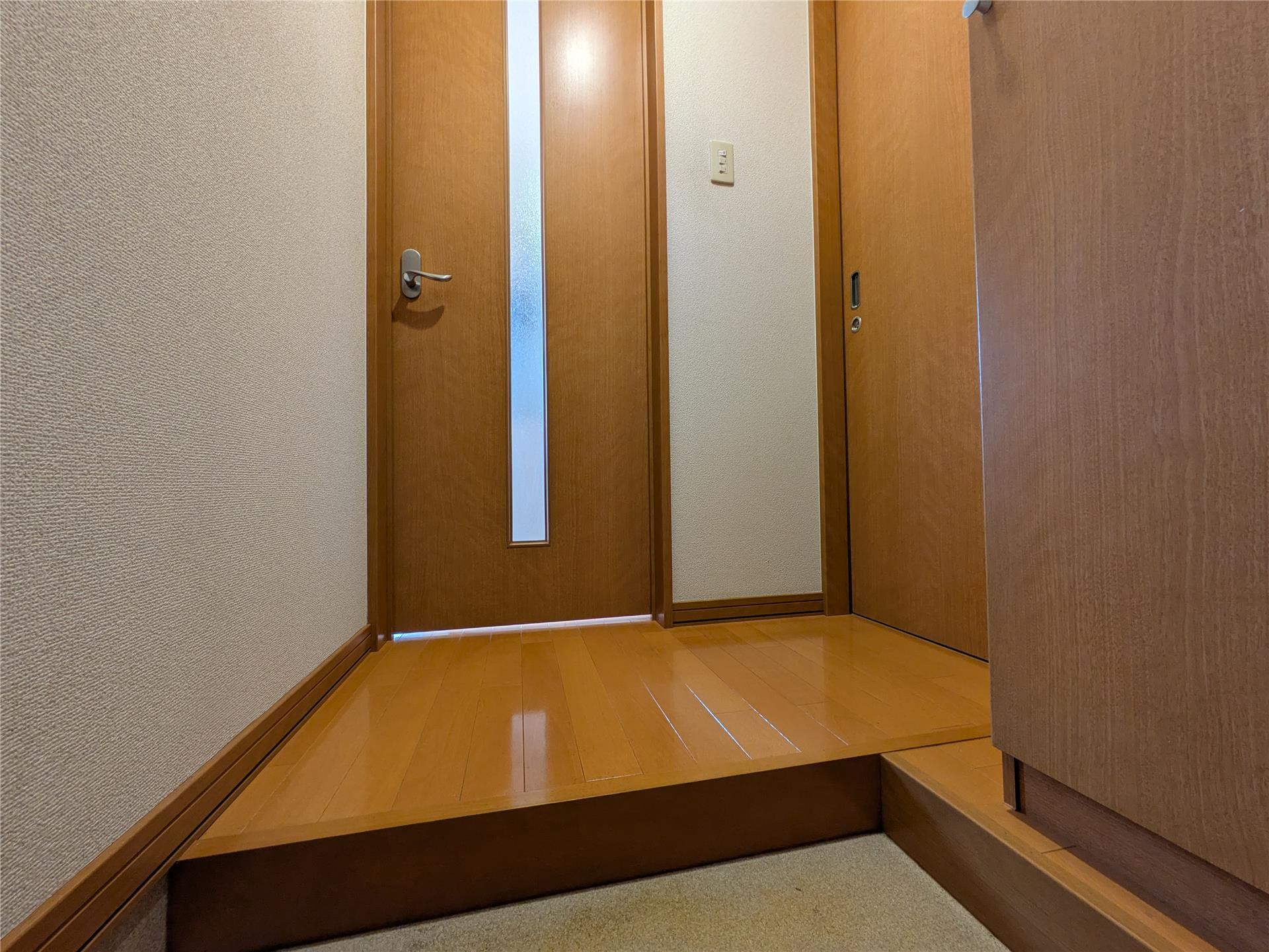 イルソーレIIの玄関写真