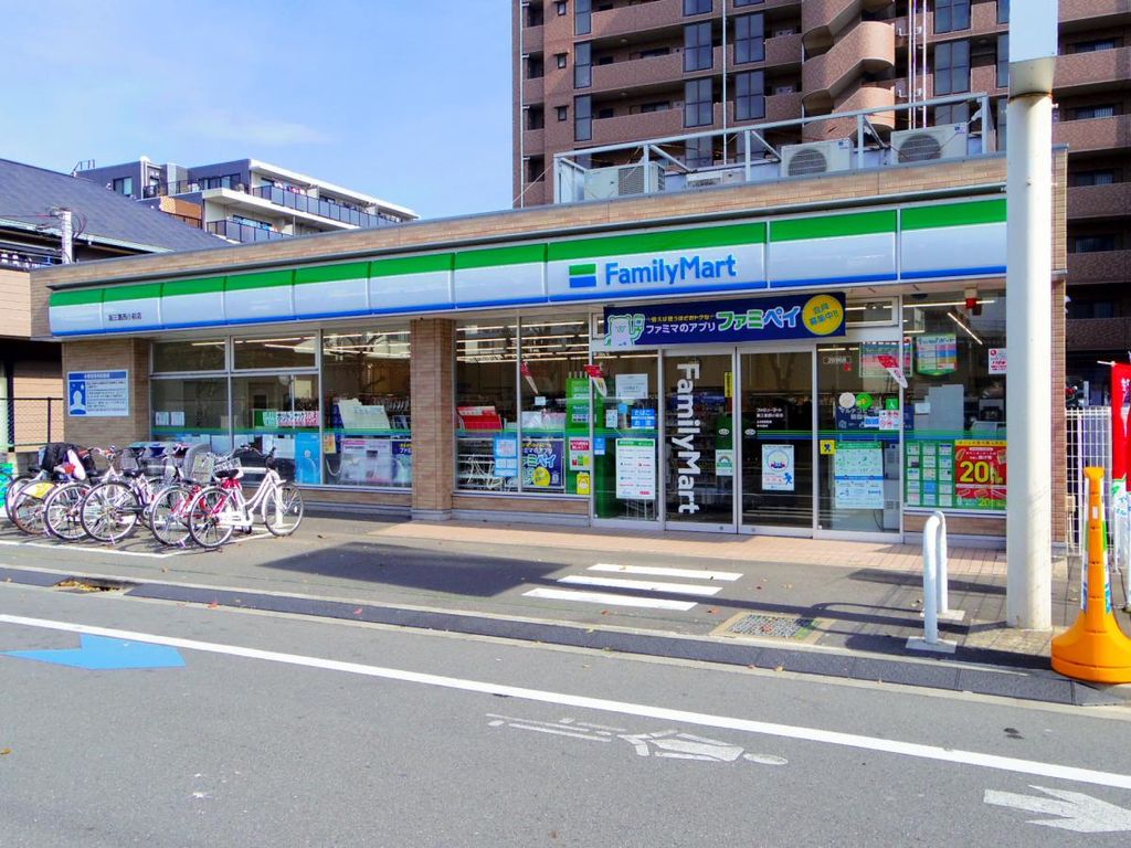 コンビニ　ファミリーマート第三葛西小前店（コンビニ）まで160m