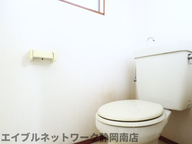 トイレ　トイレもきれいです