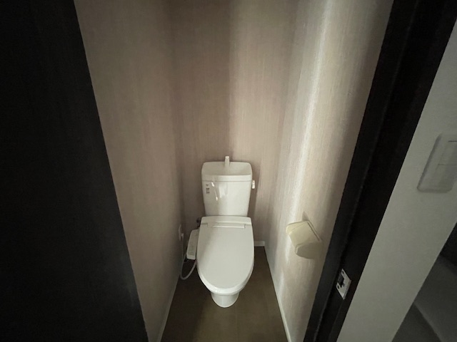 トイレ　※同施工会社のイメージ写真※