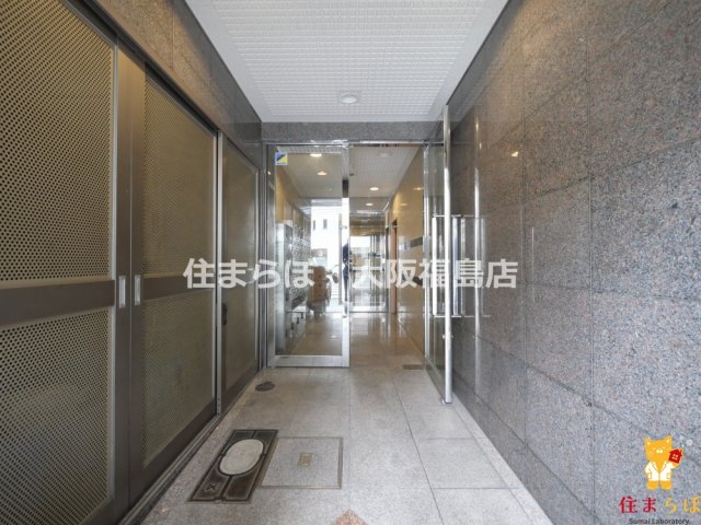エントランス　共用部の印象も大切に