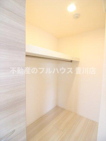 収納　写真は同間取別室