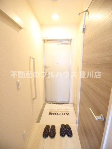 玄関　写真は同間取別室