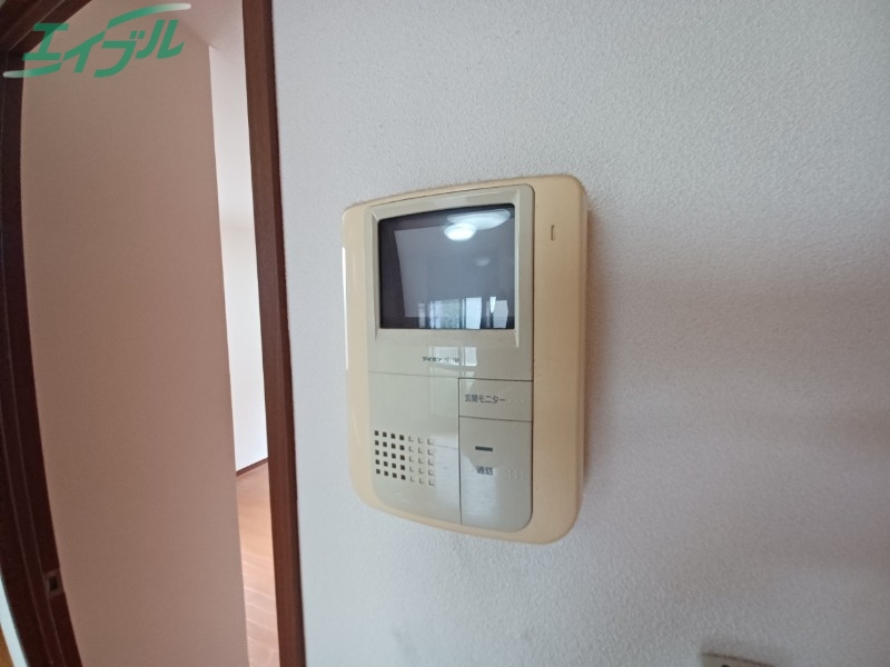 セキュリティ　同型参考写真