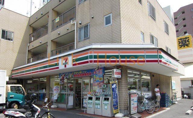 コンビニ　セブンイレブン南葛西4丁目店（コンビニ）まで130m