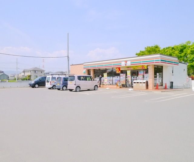 コンビニ　セブンイレブン日高旭ケ丘店（コンビニ）まで949m
