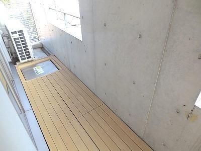 バルコニー　別タイプ部屋　参考写真です