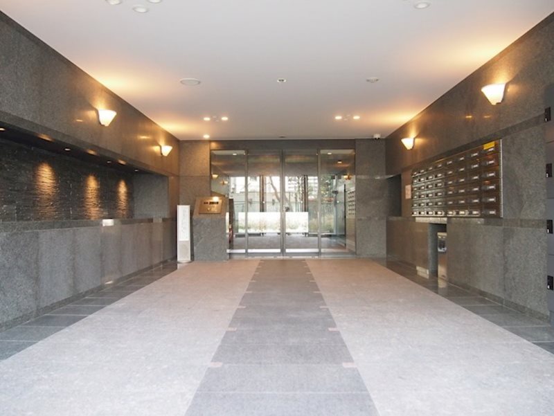 エントランス　★見学予約受付中★