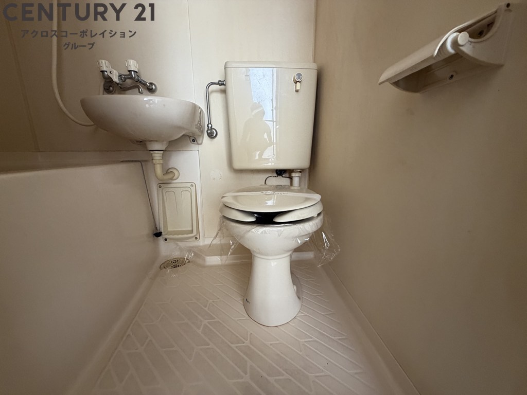 トイレ　浴室内にトイレがあります☆