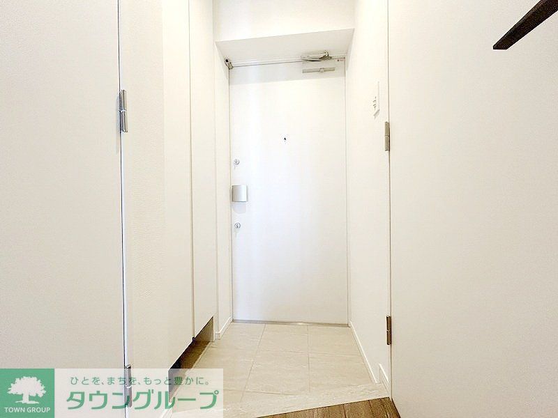 玄関　お部屋探しは株式会社　タウンハウジング　までお気軽にお問合…