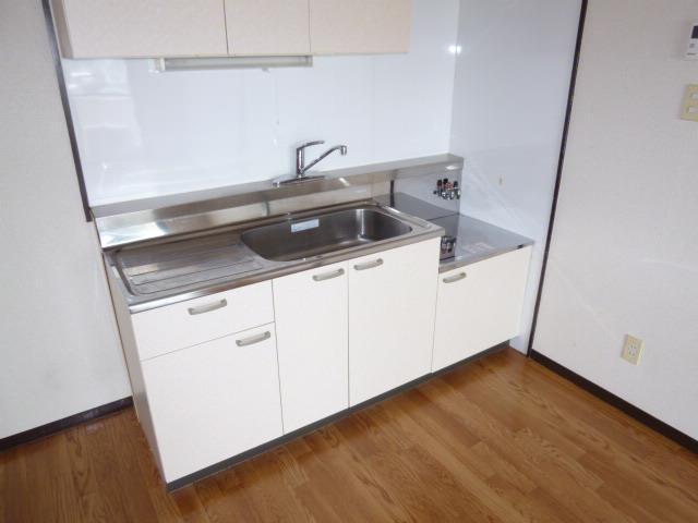 キッチン　別のお部屋の写真となりますので、現地ご確認ください