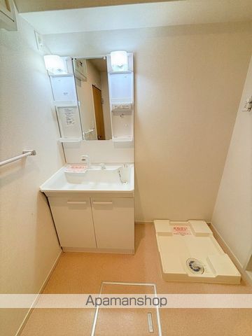 ＪＲ日豊本線 姶良駅 バス乗車時間：5分 最寄りバス停で下車 徒歩6分 2階建 築10年の内装写真