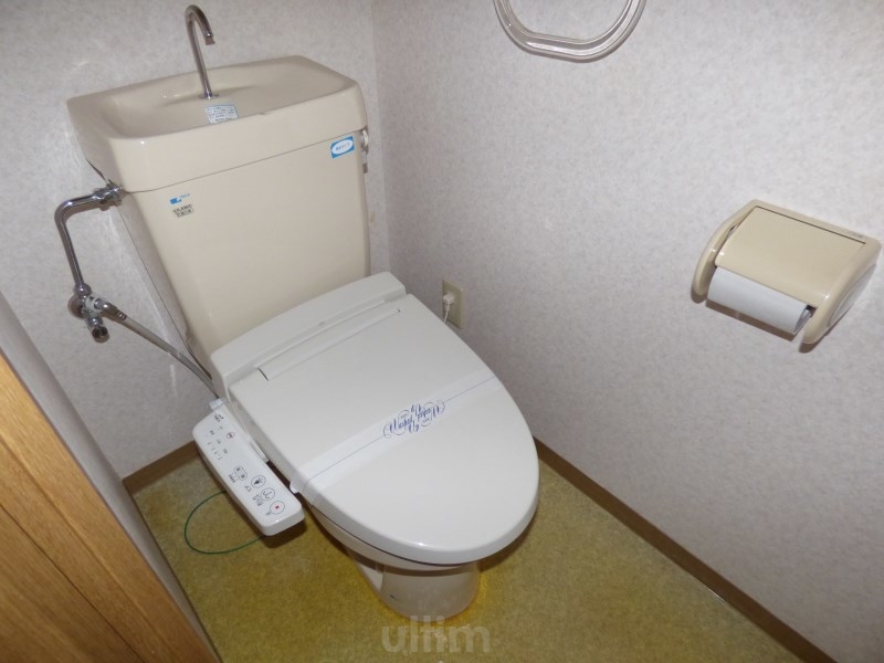トイレ　※別のお部屋のお写真です。御参考までに。