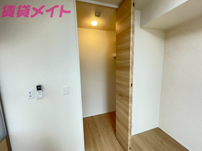 収納　同建物別部屋写真です