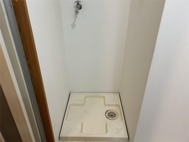 その他設備　水漏れ防止対策の洗濯機置き場♪