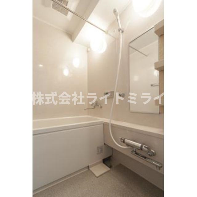 バス・シャワールーム　※写真は同タイプ住戸です。?