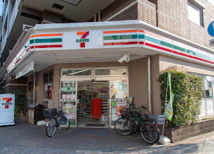 コンビニ　セブンイレブン 江戸川西小岩1丁目店（コンビニ）まで1260m