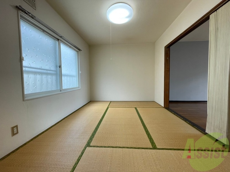 その他部屋・スペース　６帖の和室です。広々として、きれいですね。