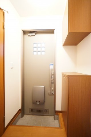玄関　玄関にはゆとりのシューズBOX♪