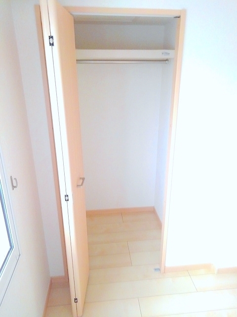 収納　クローゼットです☆