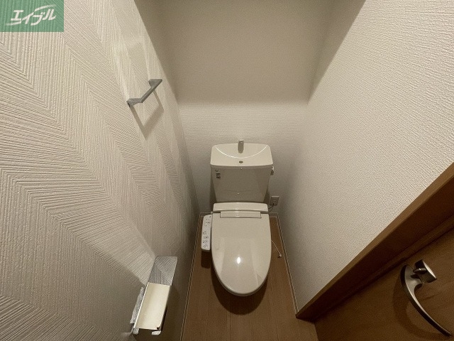 REGALEST 今のトイレ写真