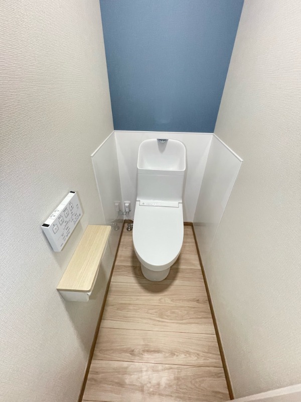 トイレ　※他部屋参考写真