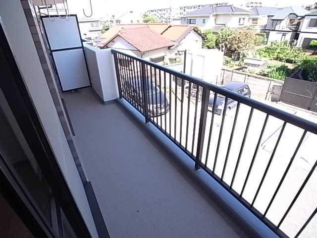 バルコニー　落ち着いた時間を過ごせるバルコニーです