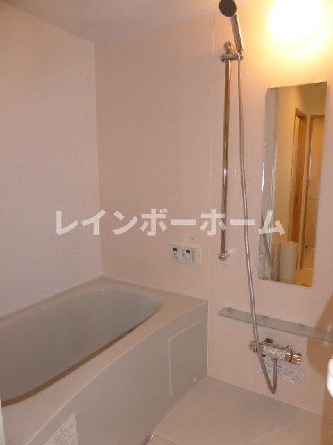 バス・シャワールーム　きれいなお風呂です