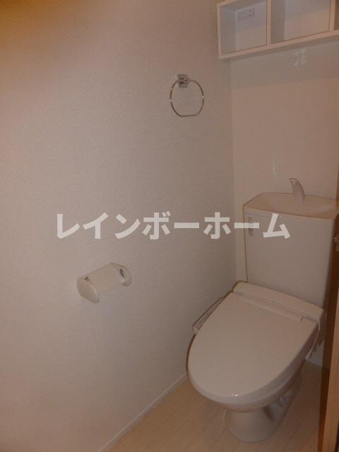 トイレ　清潔感のあるトイレです