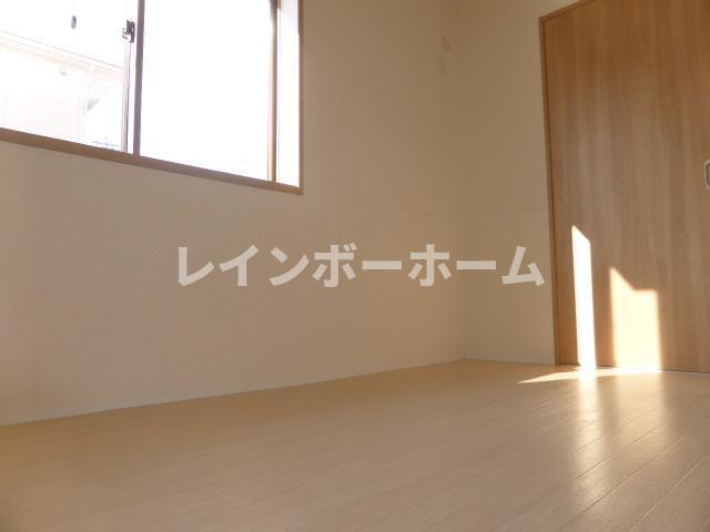 その他部屋・スペース　使い勝手のいい寝室です