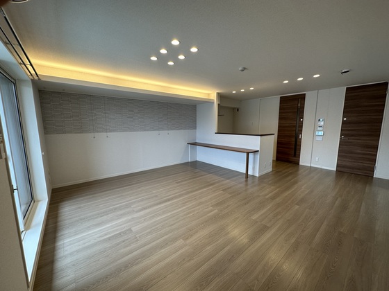 居室・リビング　※別部屋の写真です