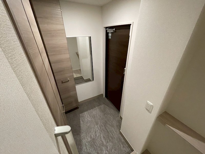 玄関　同施工