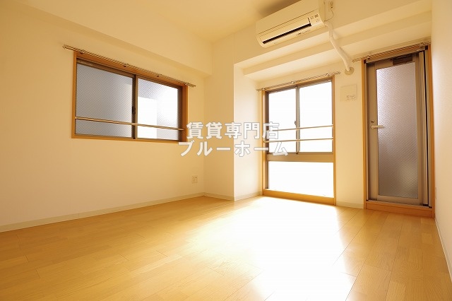 その他部屋・スペース　2面採光でお部屋明るいです！