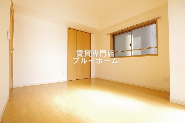 その他　7.1帖の洋室です！